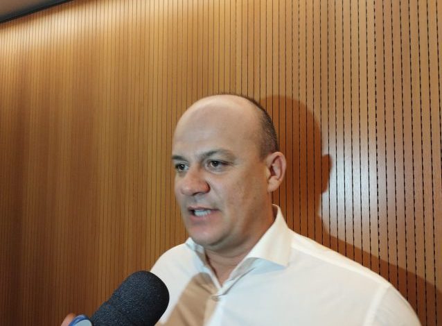 Deputado paraibano Cabo Gilberto provoca polêmica com brincadeira sobre crise cambial